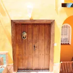 Gwai Villa *