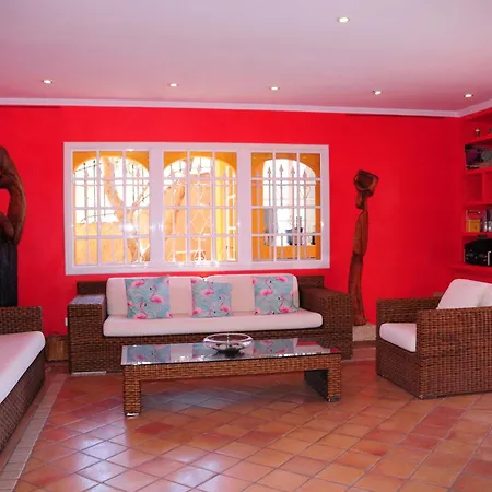 Gwai Villa *